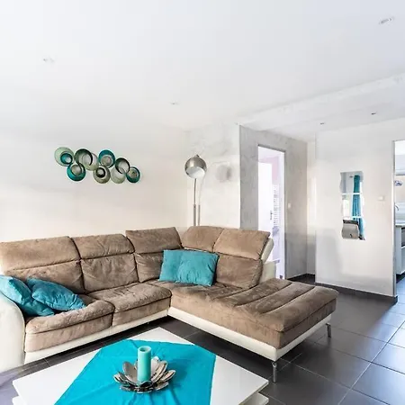 T3 Parc Des Oiseaux- Clim-wifi- 5min Et Gare Toulon